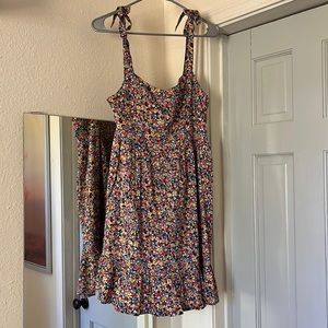 NEW Old Navy Flower Cami Dress Size Medium